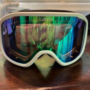 Giro White Ski Goggles- Adjustable Strap